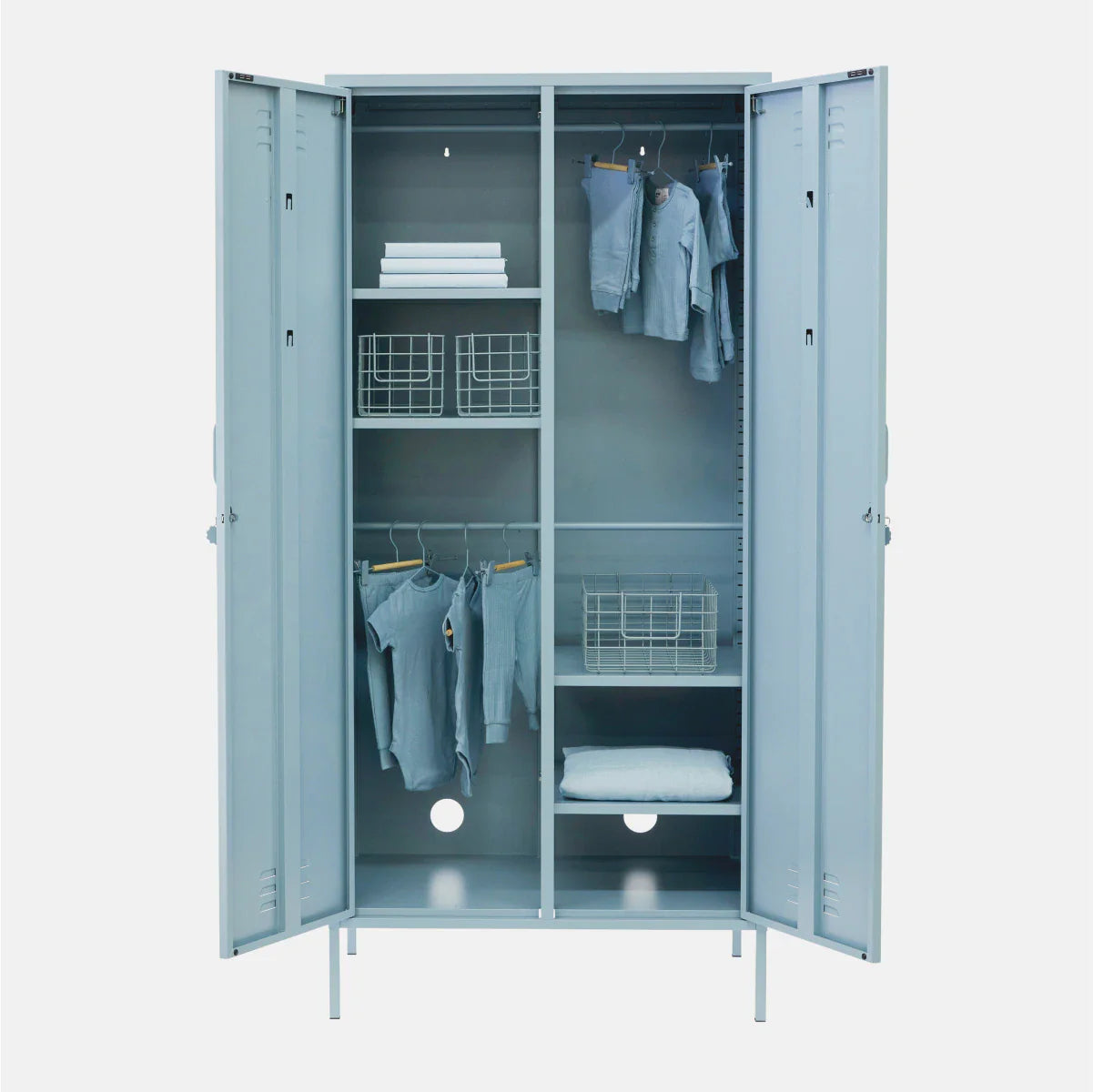 Twinny Locker