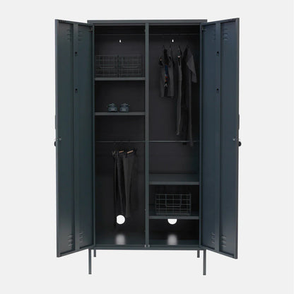 Twinny Locker