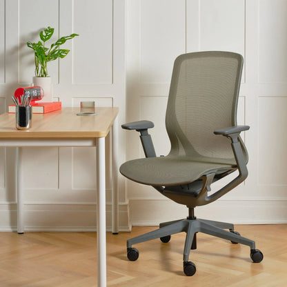 Aire Chair