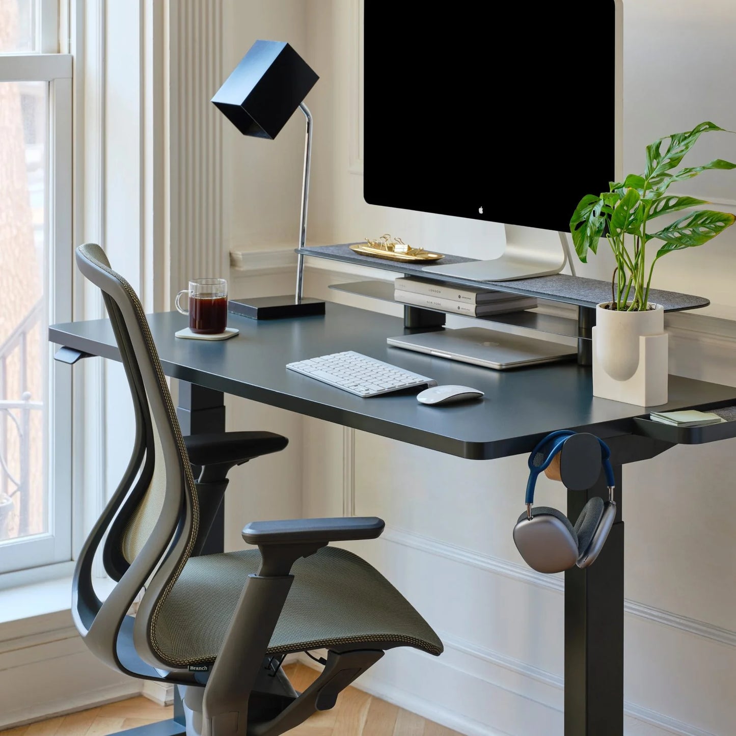 Aire Chair